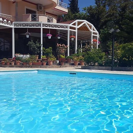 Jb Hotel Саранде Екстериор снимка